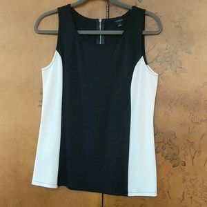 Ann Taylor Crew Neck B&W Sleeveless Blouse - NEW